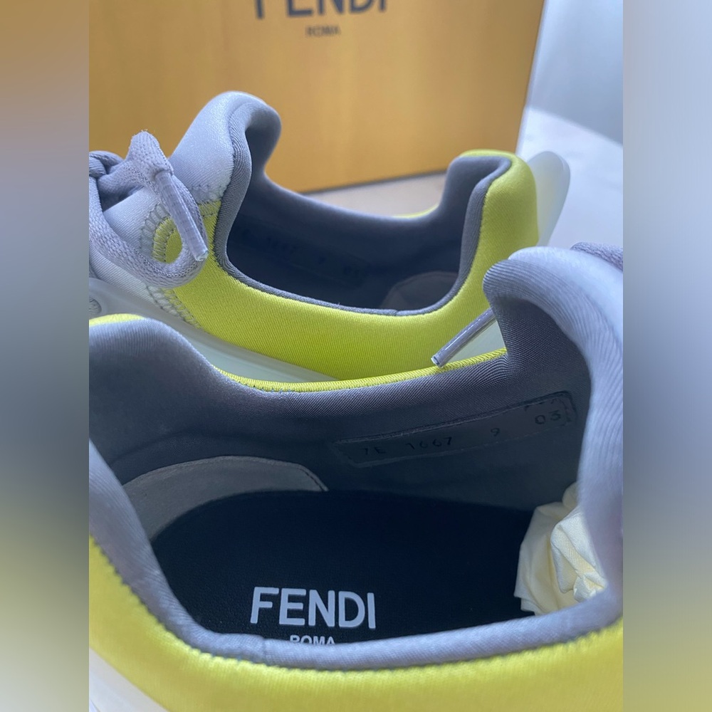 Fendi - Tag Sneaker, men’s size 10, women’s size 11 (UK 9) - Picture 13 of 14